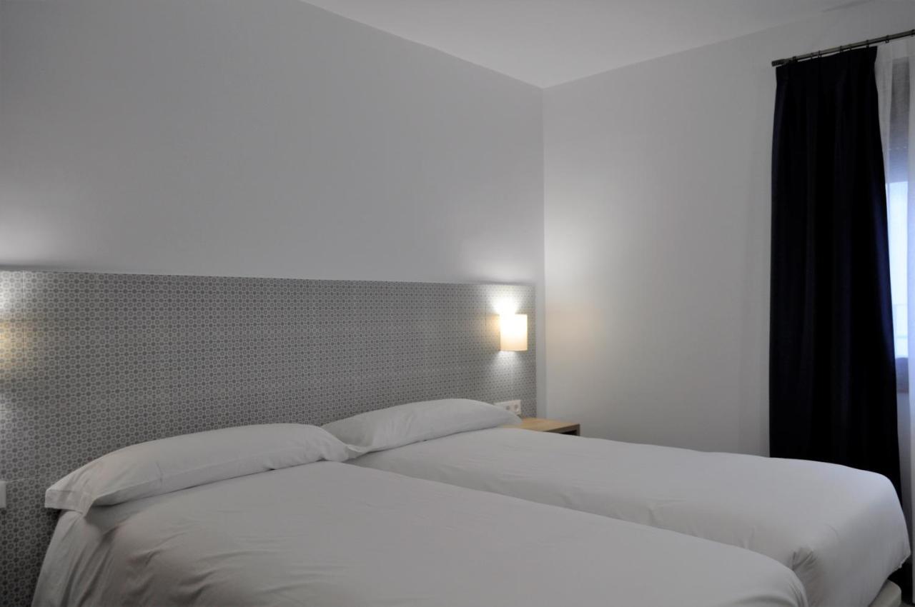 Hostal Restaurante Villa De Brihuega Esterno foto