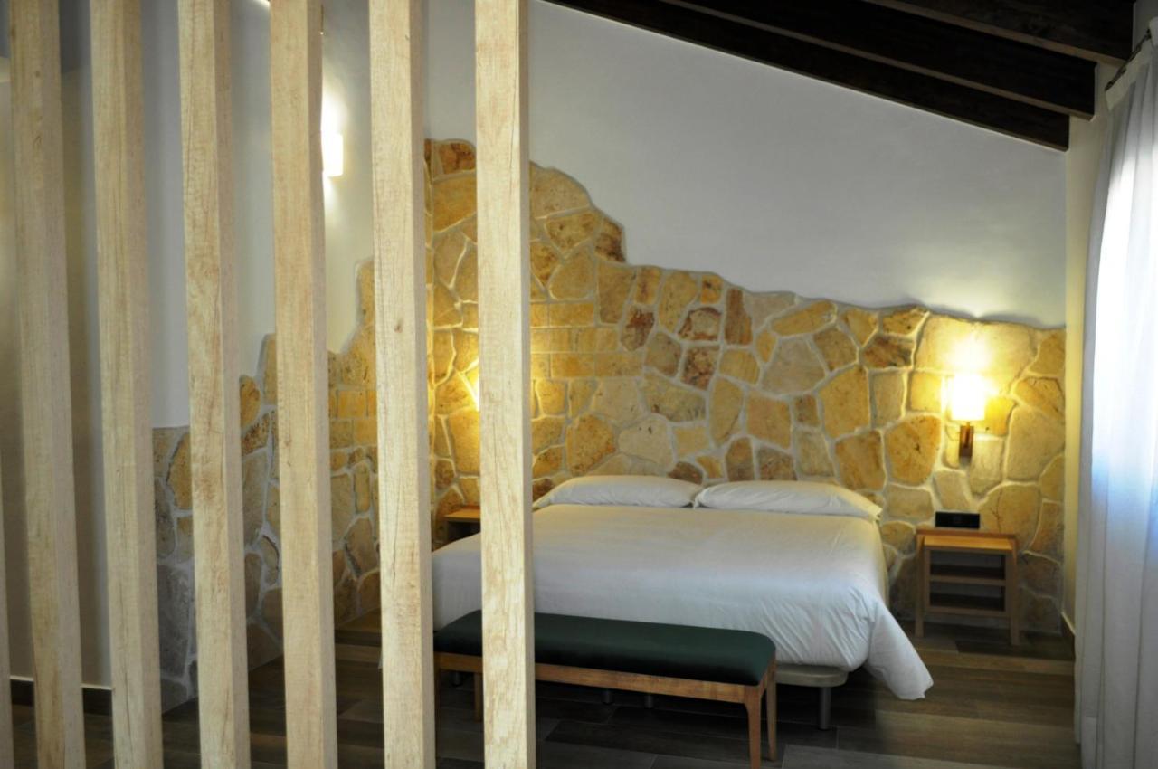 Hostal Restaurante Villa De Brihuega Esterno foto